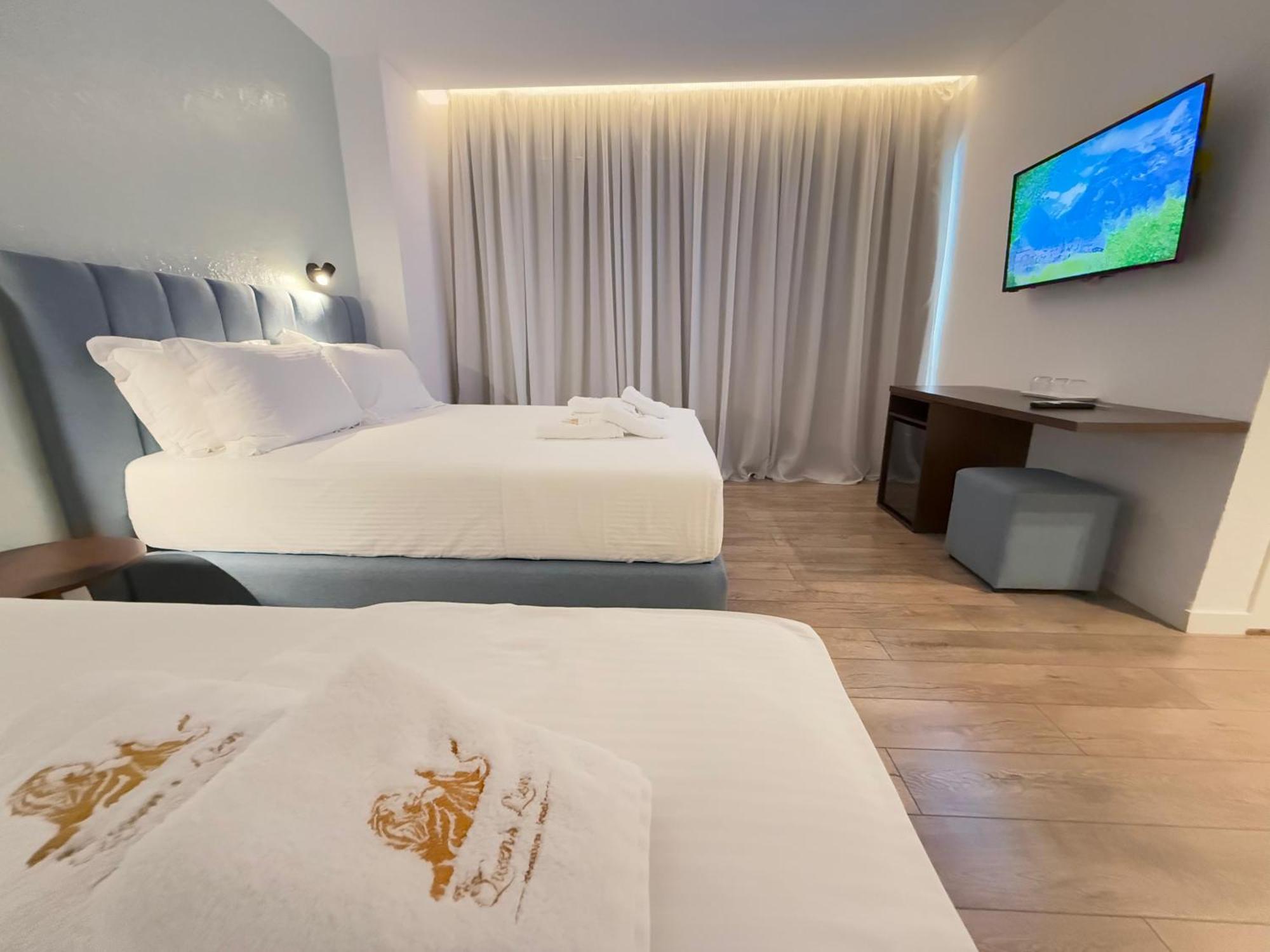 The Queen'S Lion Premium Hotel Sarandë Eksteriør bilde